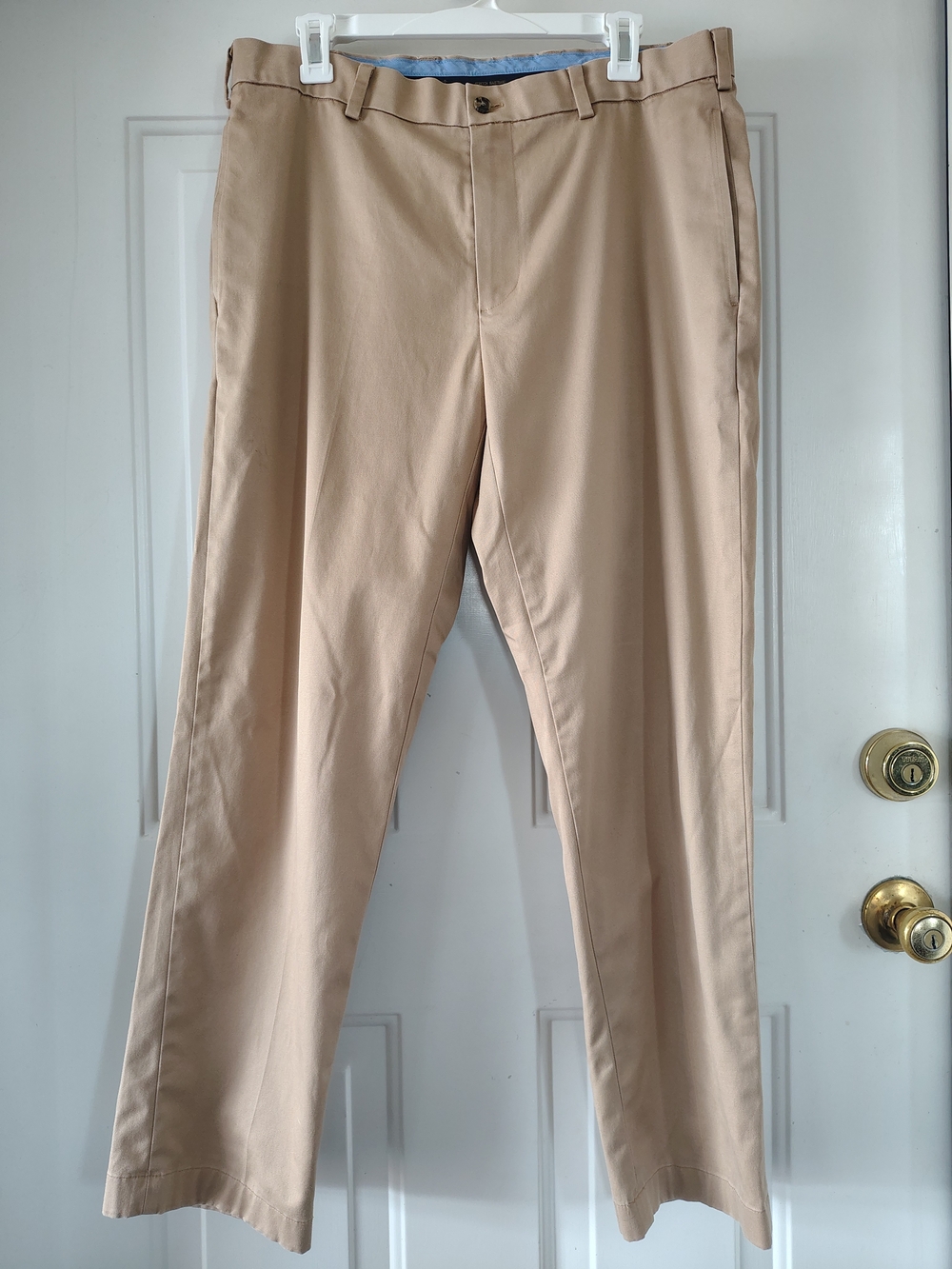 Brooks Brothers Khaki Straight-Leg Chinos in Beige Clark Fit W34/L30 Lightweight